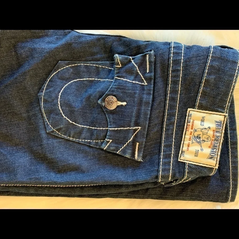True Religion New Size 27 Dark Wash Billy Seat NWOT.​​​​​​​​​​​​​​​​​​​​​